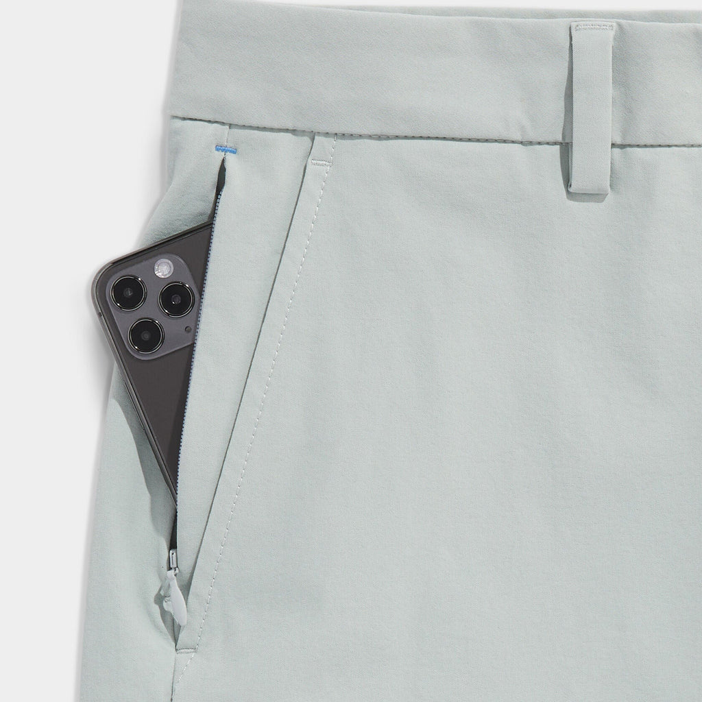 Vineyard Vines Men's 9 Inch On-The-Go Shorts