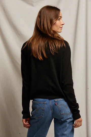 Perfect White Tee Axel Boxy Long Sleeve Crew Tee