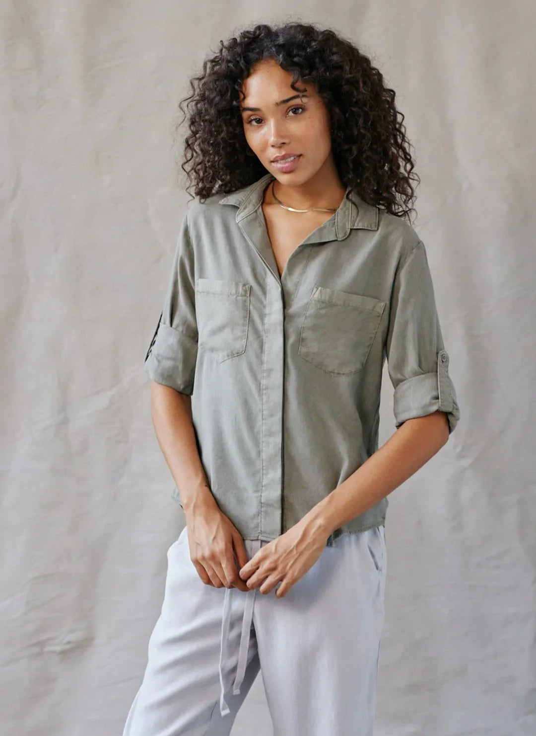 Bella Dahl Split Back Button Down