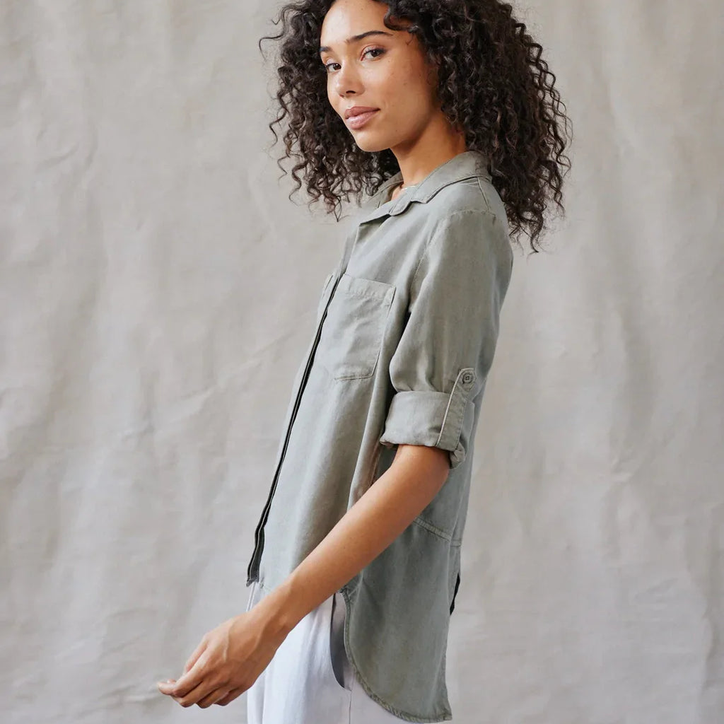 Bella Dahl Split Back Button Down