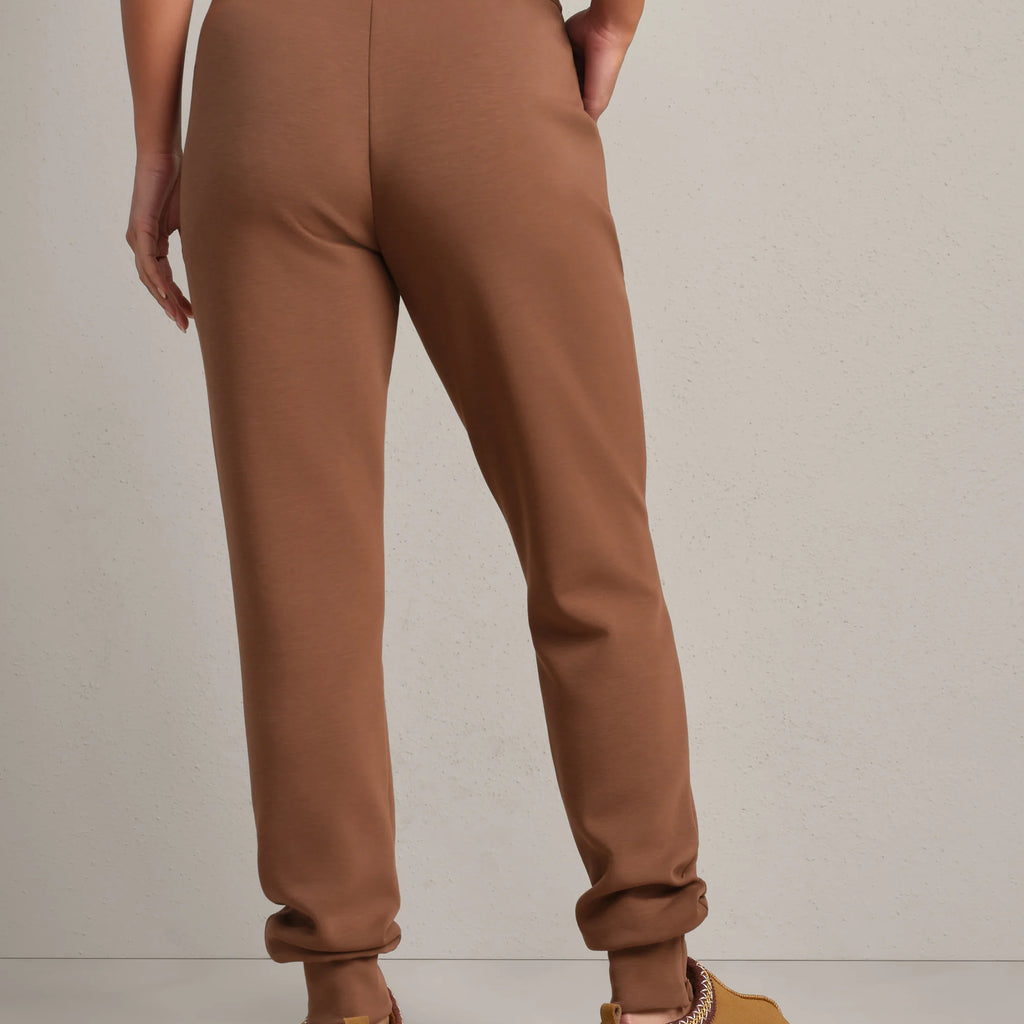 Rhone DreamGlow™ Tapered Pant