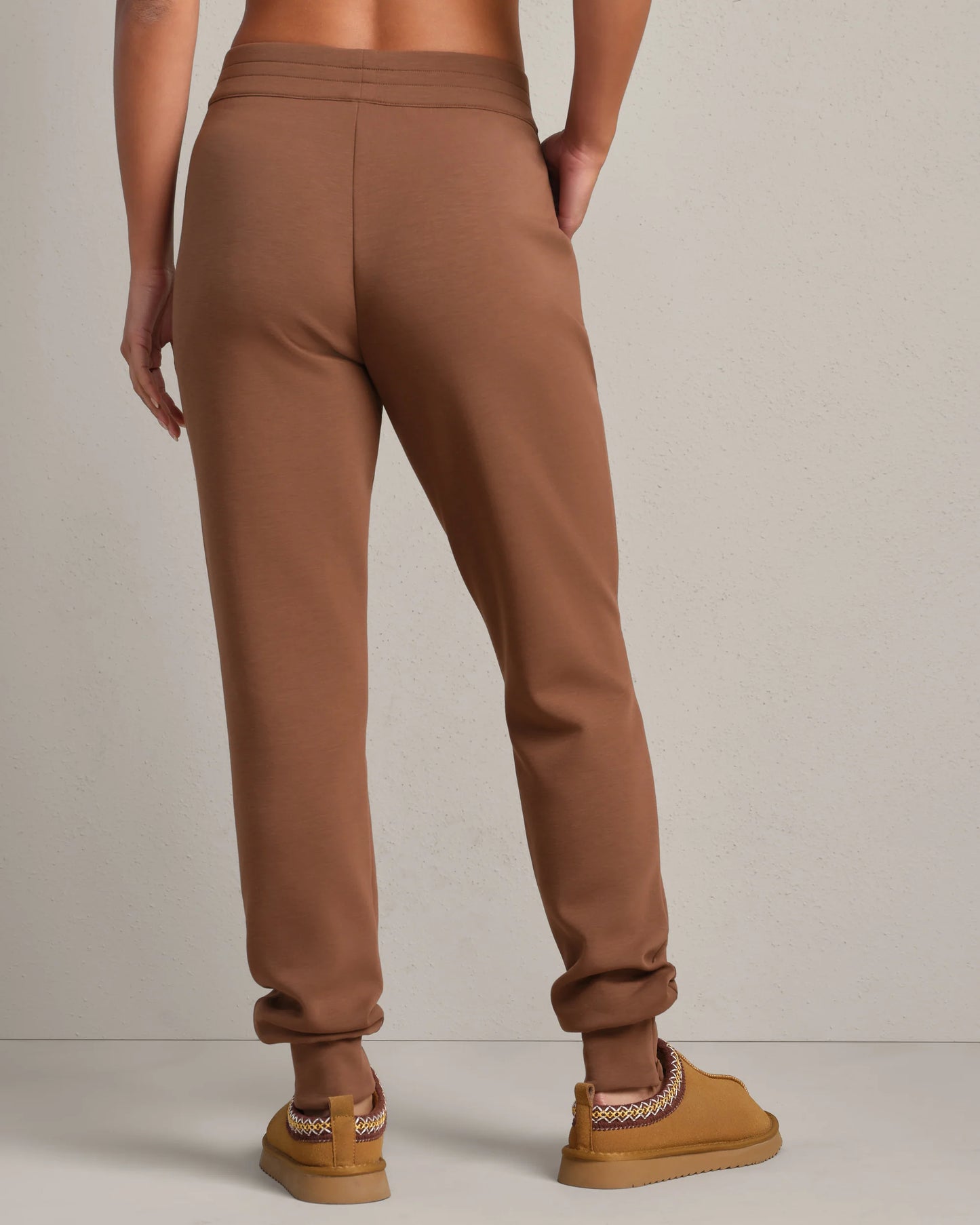 Rhone DreamGlow™ Tapered Pant