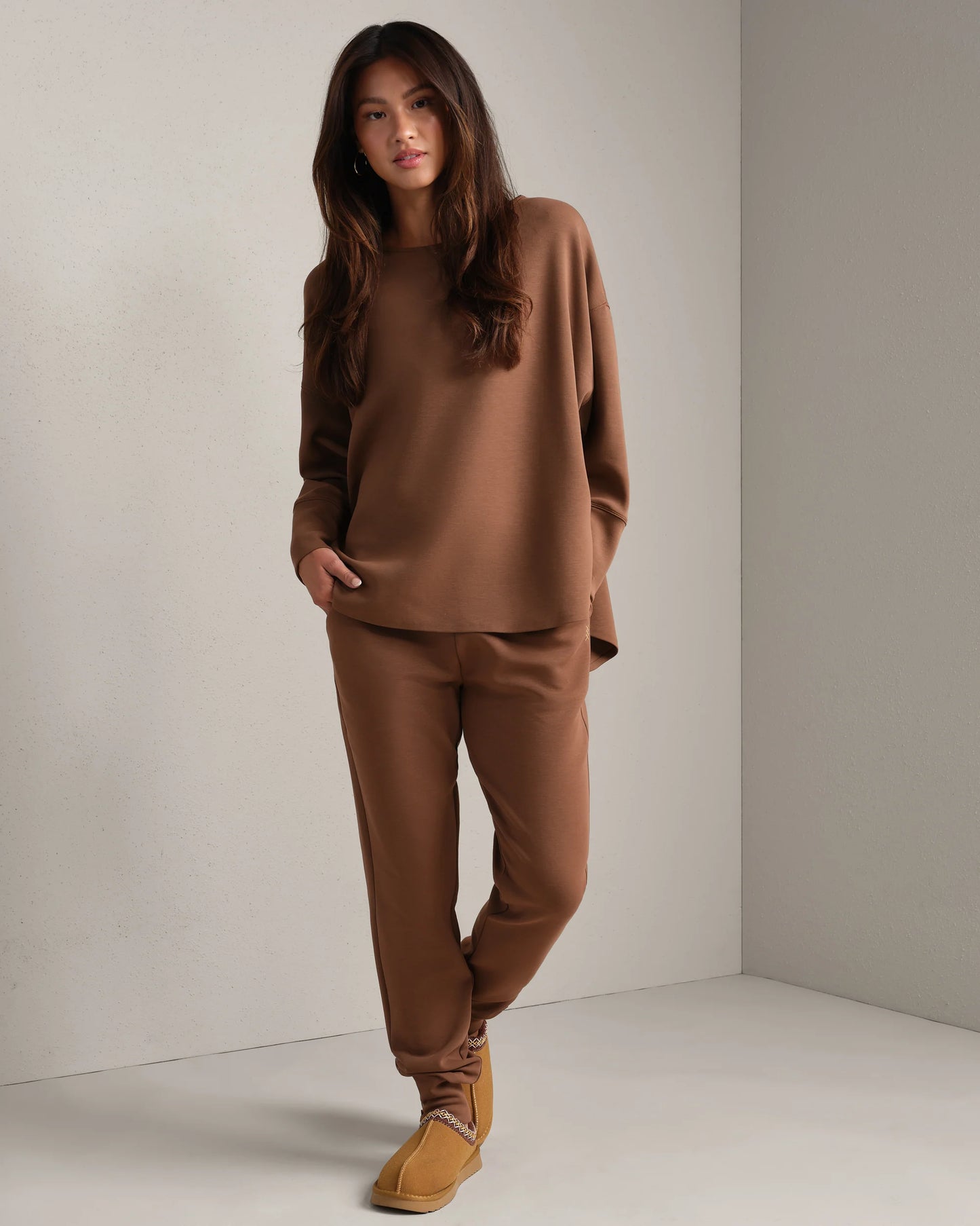 Rhone DreamGlow™ Tapered Pant