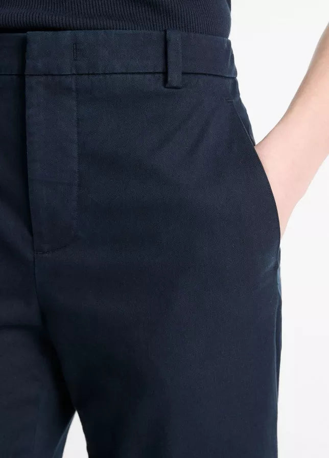 Vince Mid-Rise Italian Stretch-Cotton Chino Pant