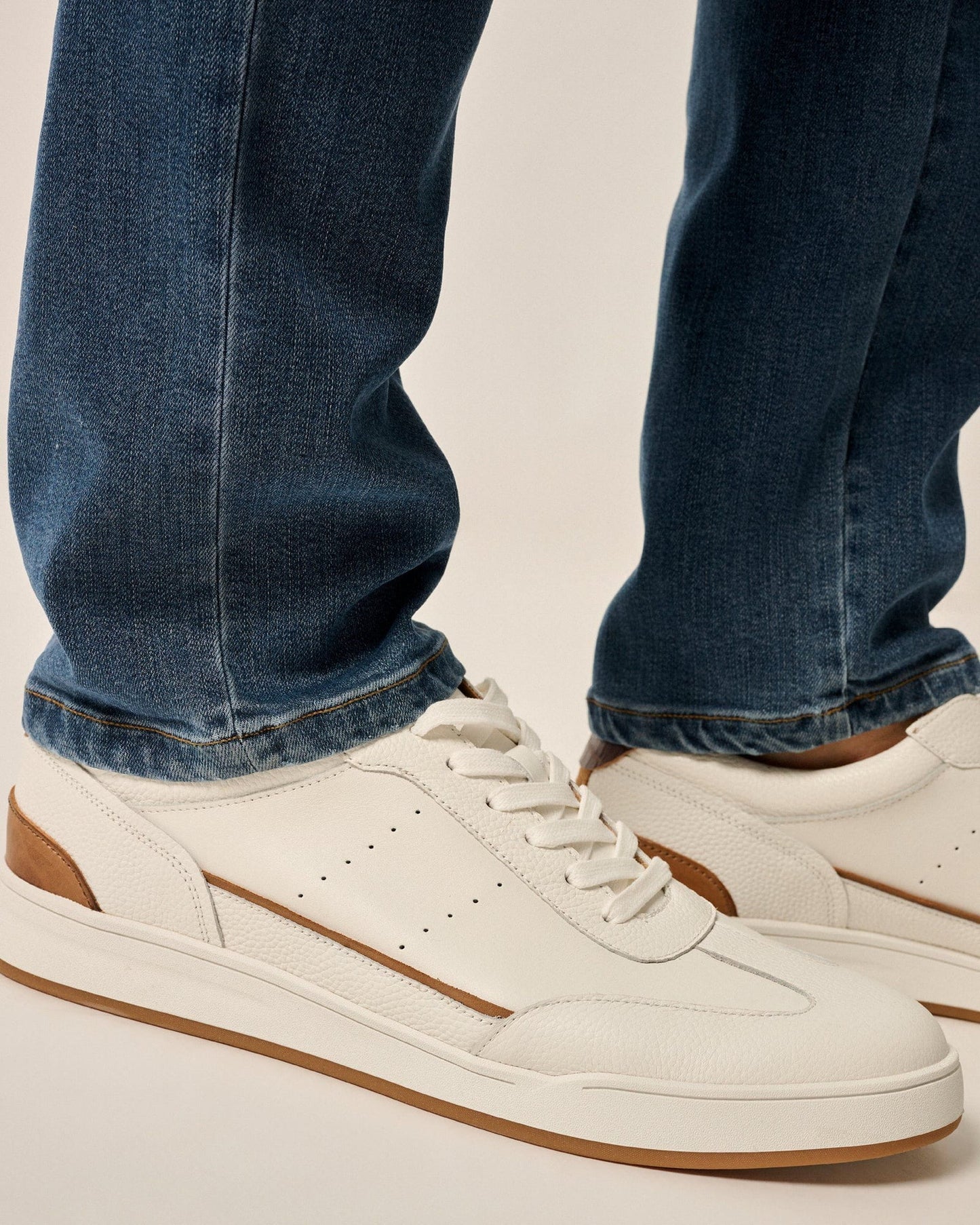 Johnnie-O Topspin Royale Sneaker