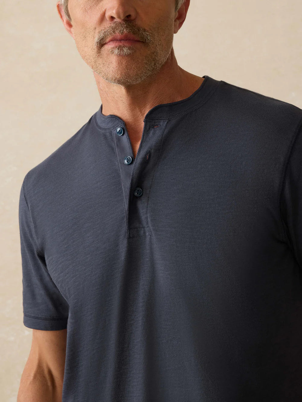 Faherty Short-Sleeve Sunwashed Henley
