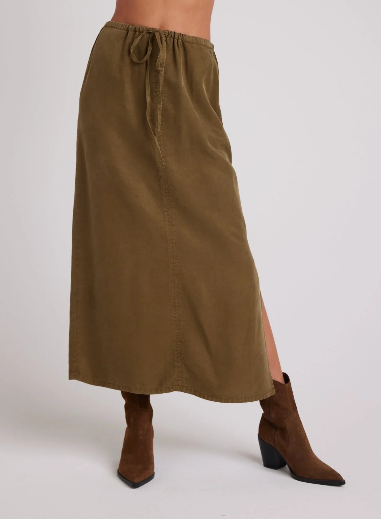 Bella Dahl Ana Side Slit Skirt – Puritan Cape Cod Bella Dahl Ana Side Slit Skirt – Puritan Cape Cod