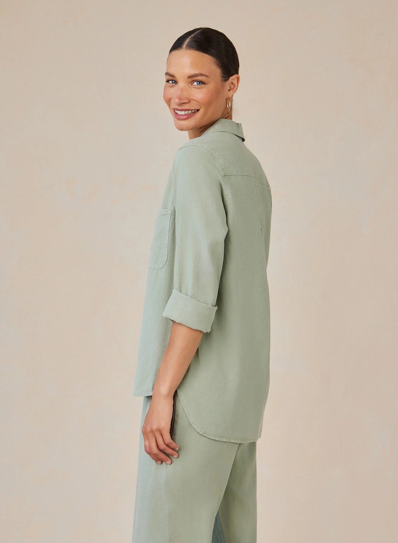 Bella Dahl Shirt Tail Button Down