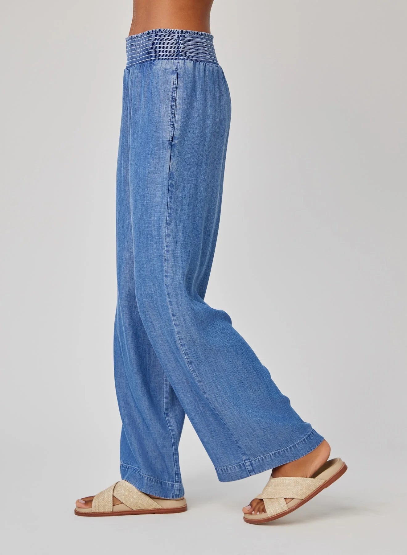 Bella Dahl Smocked Waist Wide Leg Pant