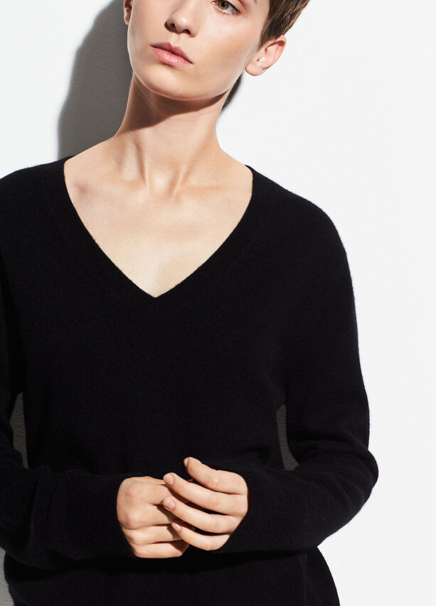 Vince Cashmere Weekend V-Neck Sweater