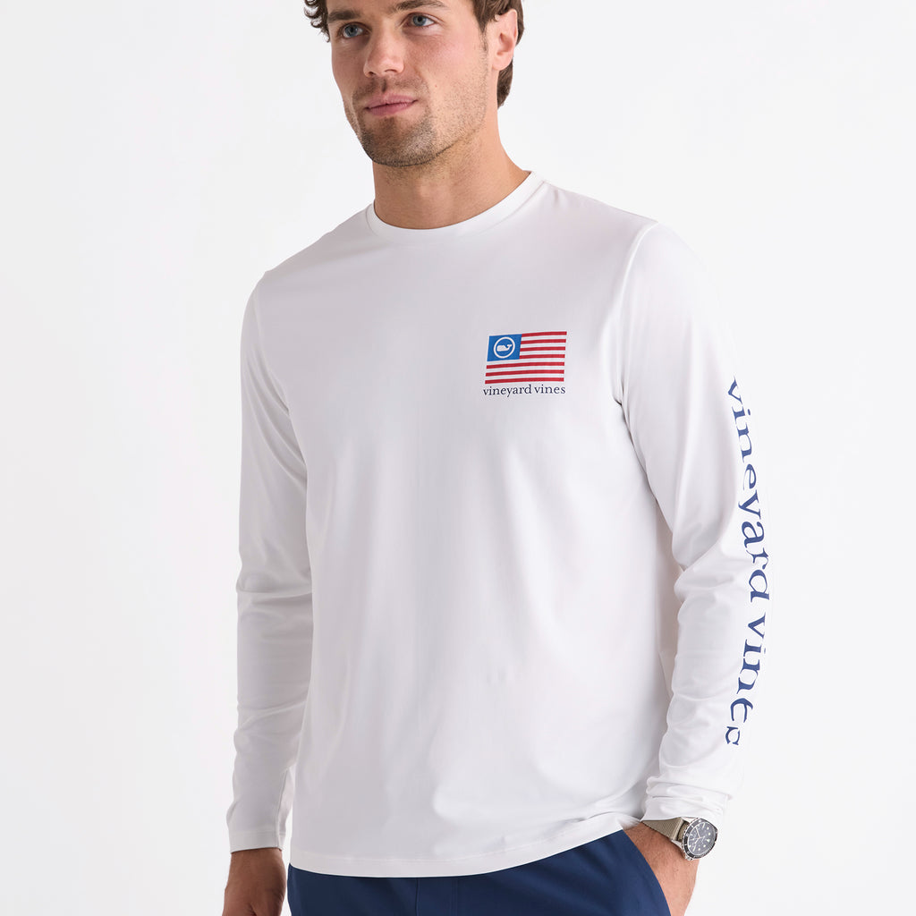 Vineyard Vines Performance Harbor Fish Flags Long-Sleeve Harbor Tee