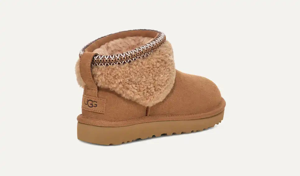 UGG® Women's Classic Ultra Mini Maxi Curly