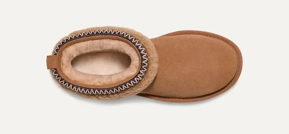 UGG® Women's Classic Ultra Mini Maxi Curly