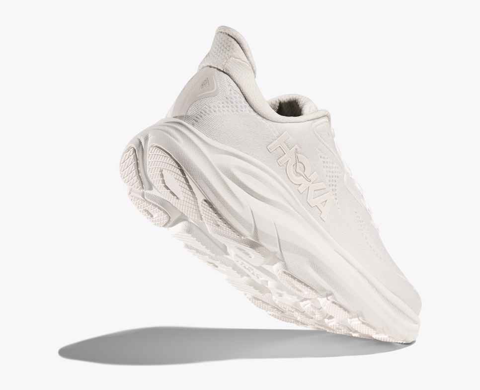 Hoka Women's Clifton 10 Sneaker