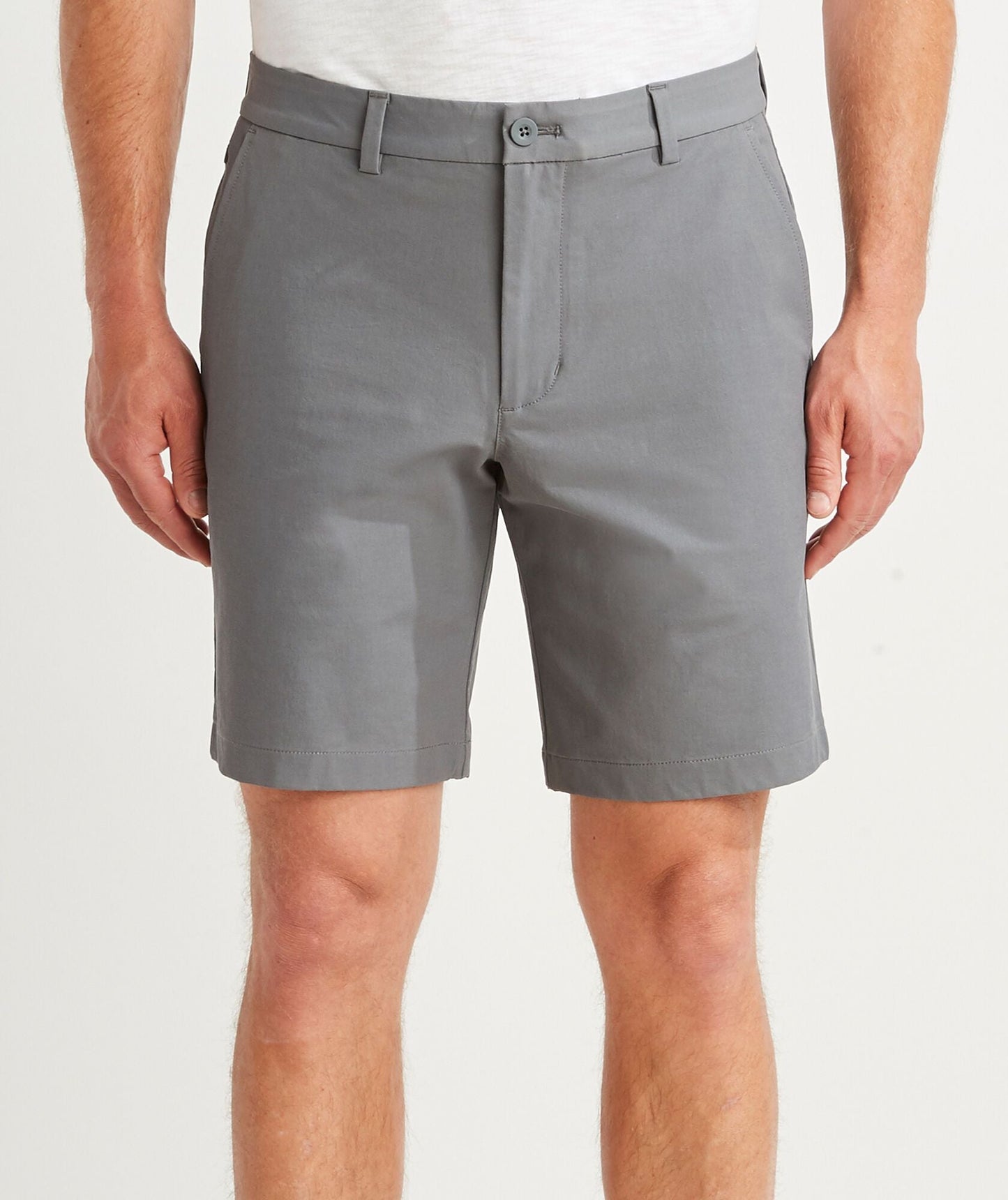 Vineyard Vines Men's 9 Inch On-The-Go Shorts