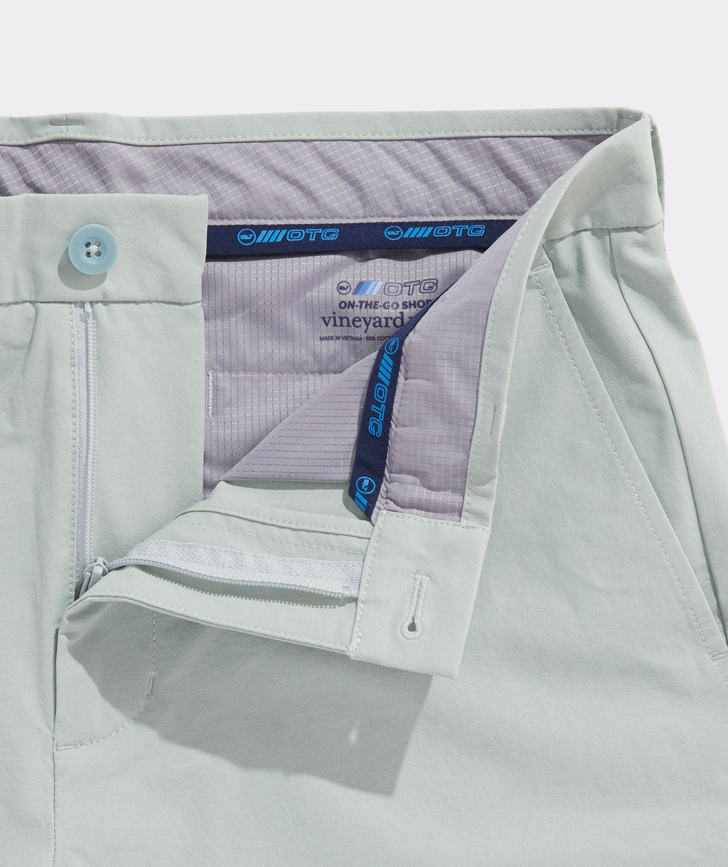 Vineyard Vines Men's 9 Inch On-The-Go Shorts