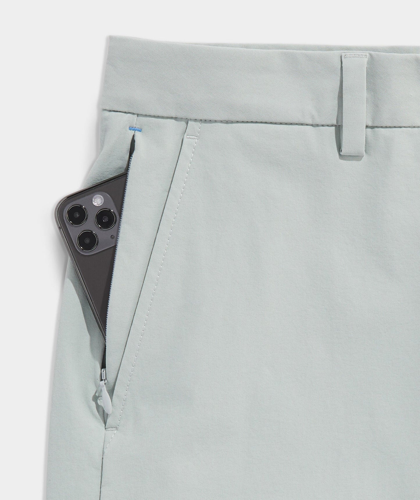 Vineyard Vines Men's 9 Inch On-The-Go Shorts