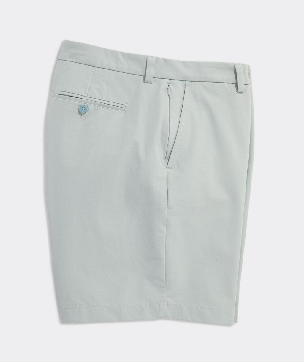 Vineyard Vines Men's 9 Inch On-The-Go Shorts