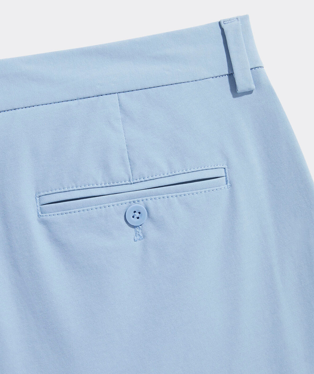 Vineyard Vines Men's 9 Inch On-The-Go Shorts