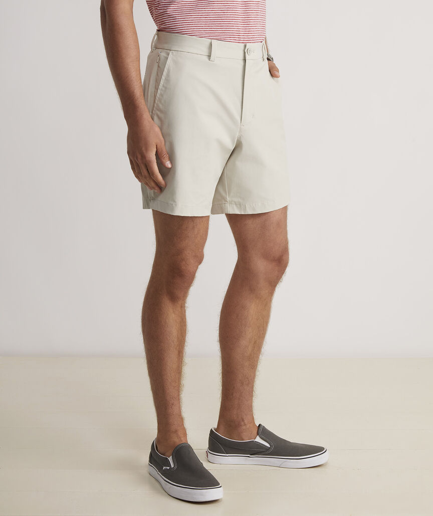 Vineyard Vines 7 Inch On-The-Go Shorts
