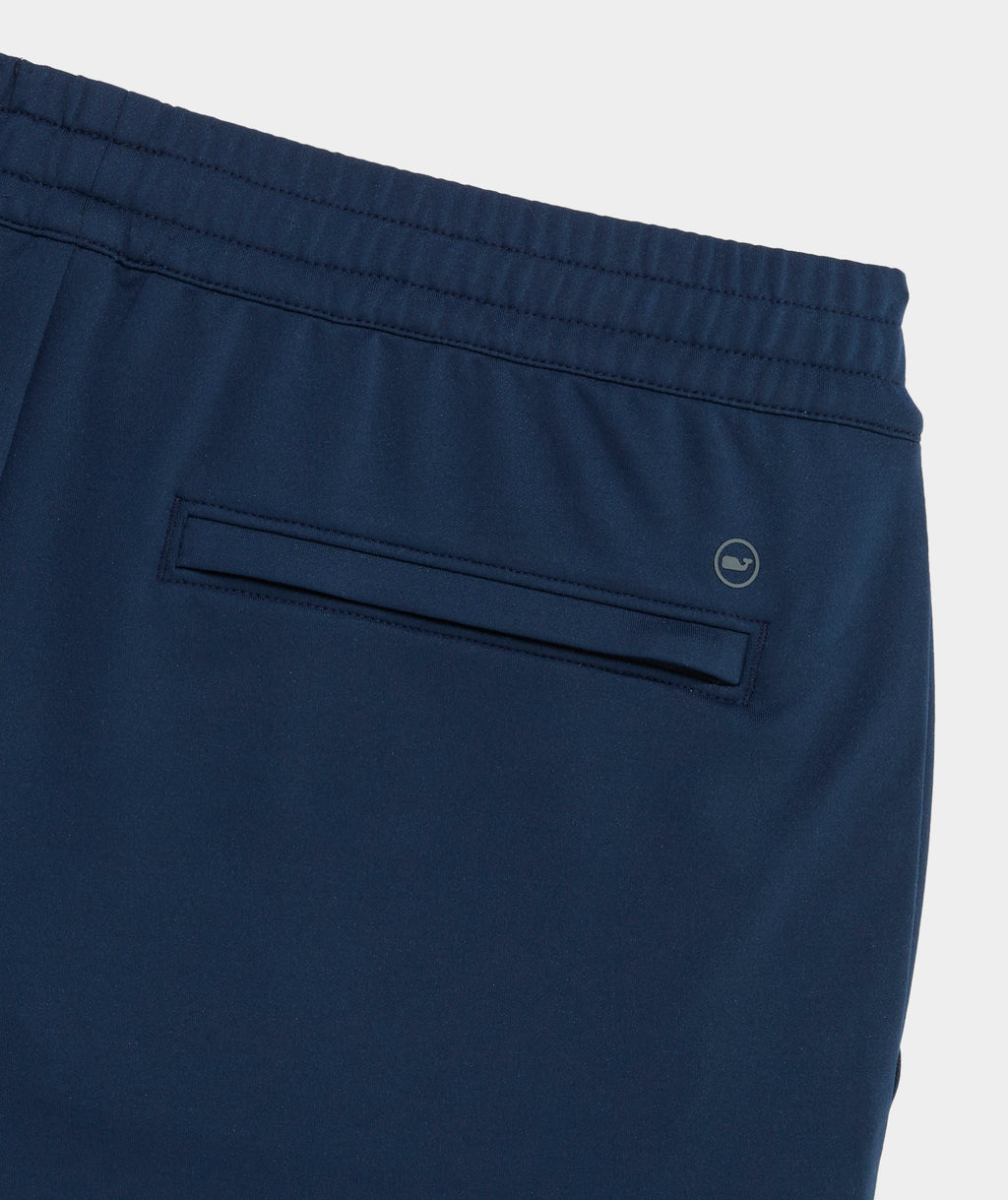 Vineyard Vines Performance 6 Inch Clubhouse Shorts