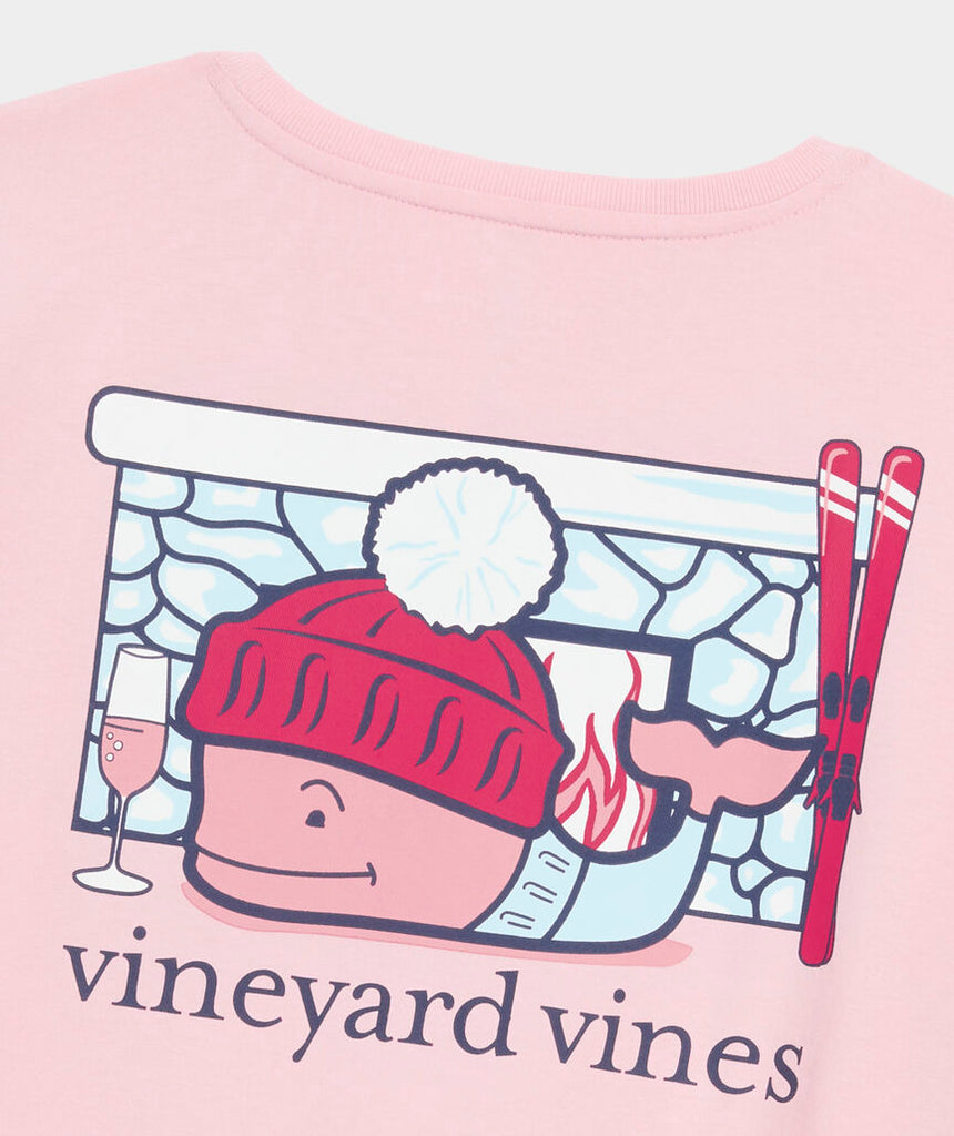 Vineyard Vines Women's Après Ski Fireplace Whale Long-Sleeve Pocket Tee