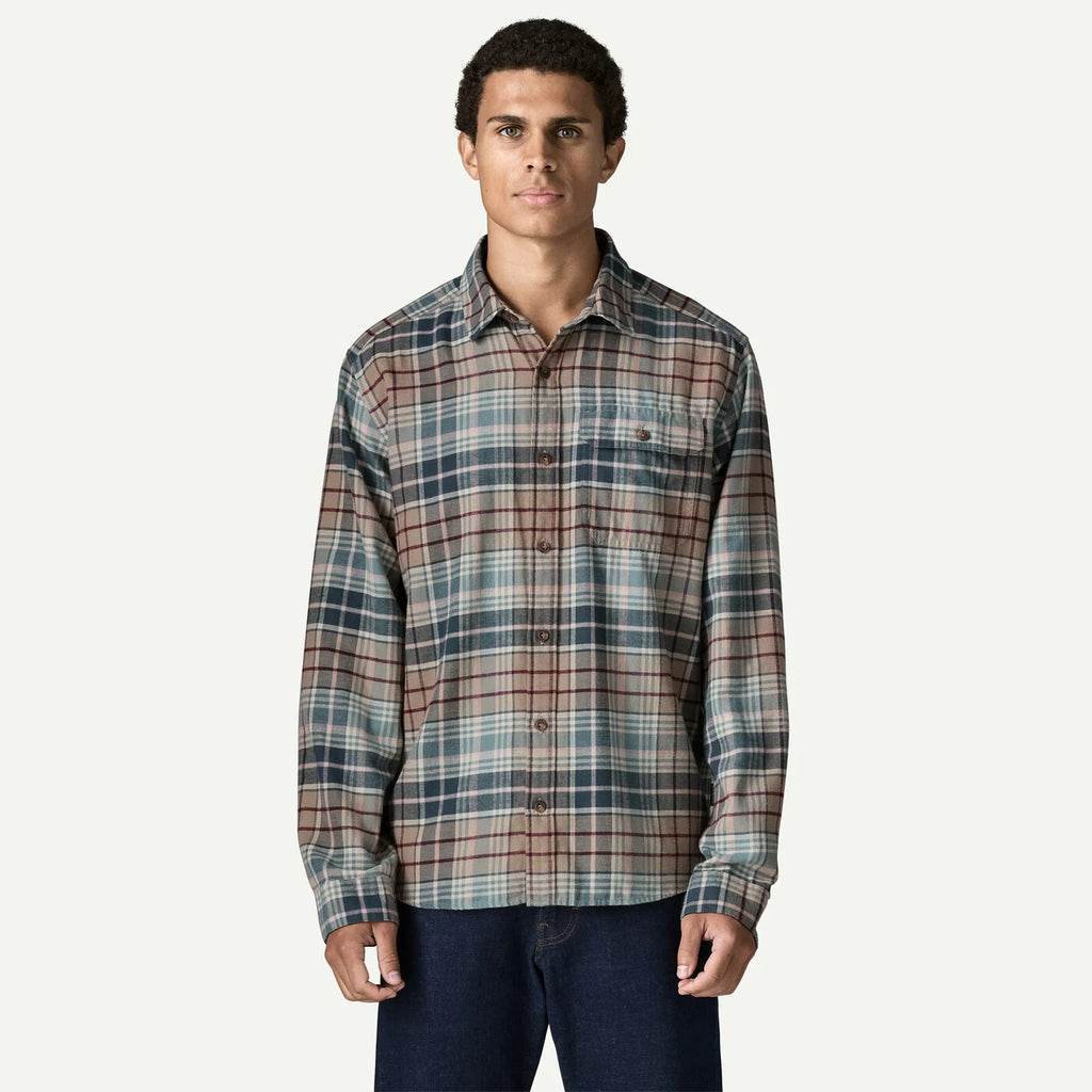Patagonia Men's Long-Sleeved Lightweight Fjord Flannel Shirt