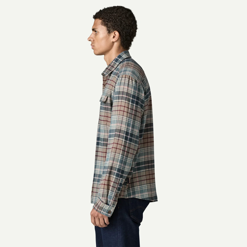 Patagonia Men's Long-Sleeved Lightweight Fjord Flannel Shirt