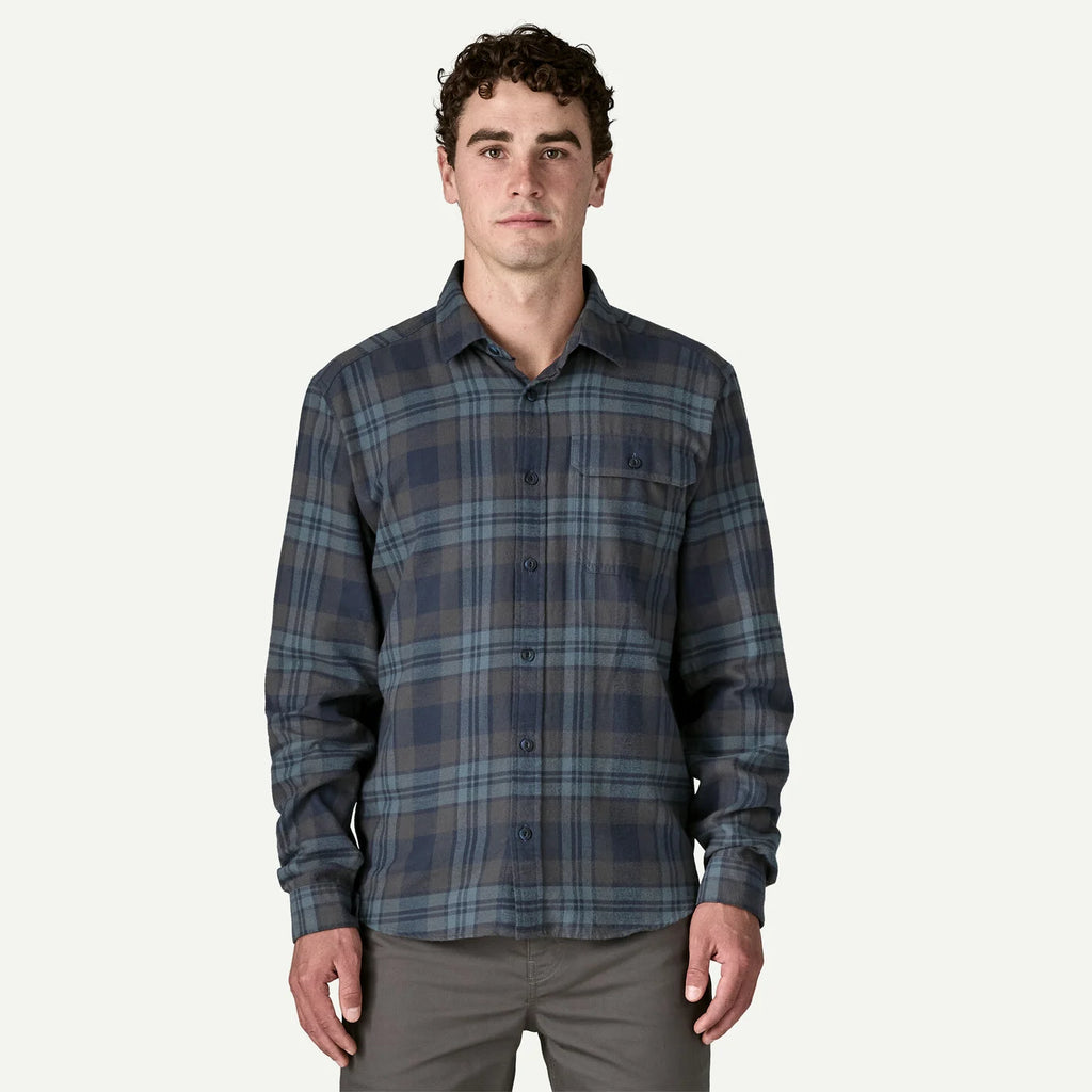 Patagonia Men's Long-Sleeved Lightweight Fjord Flannel Shirt