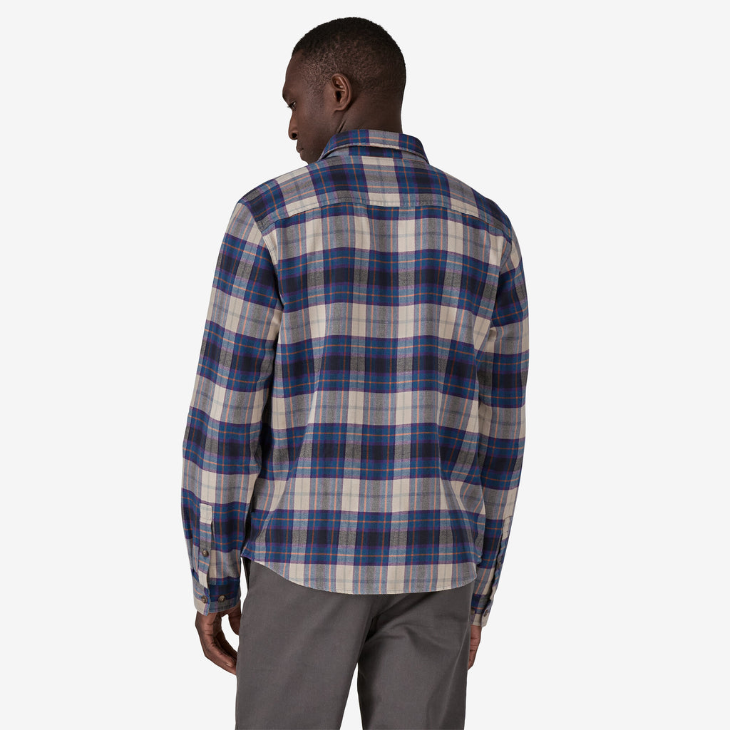 Patagonia Men's Long-Sleeved Lightweight Fjord Flannel Shirt