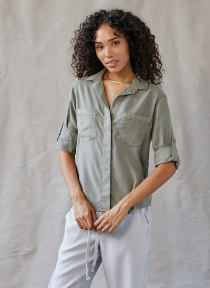 Bella Dahl Split Back Button Down
