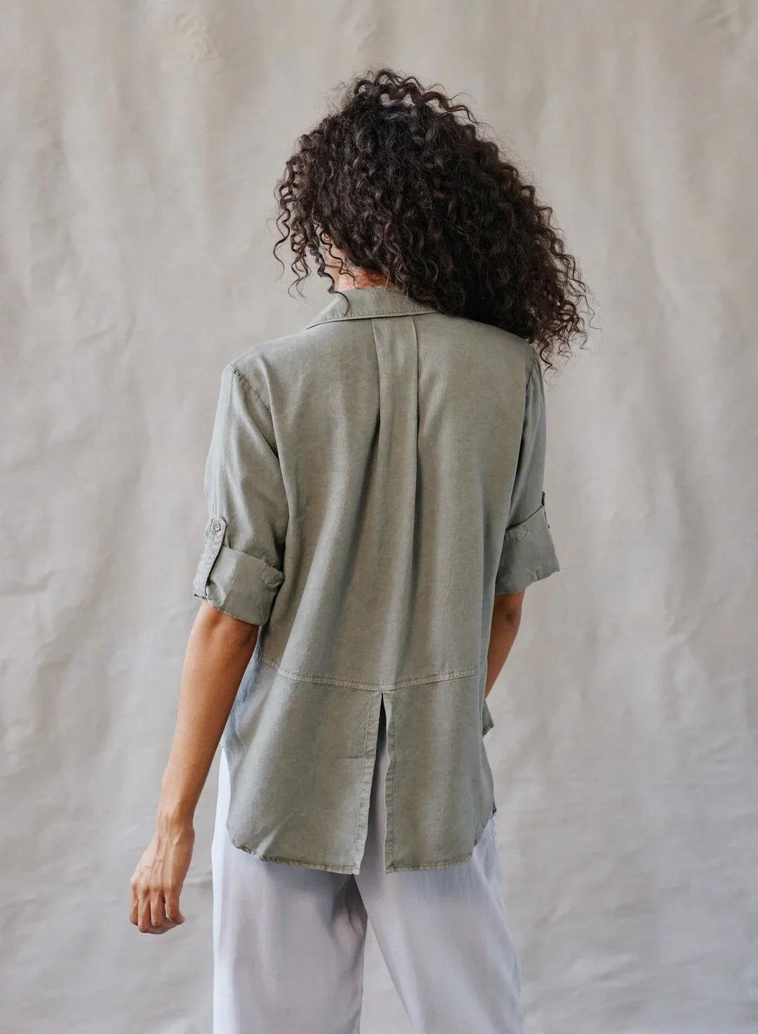 Bella Dahl Split Back Button Down