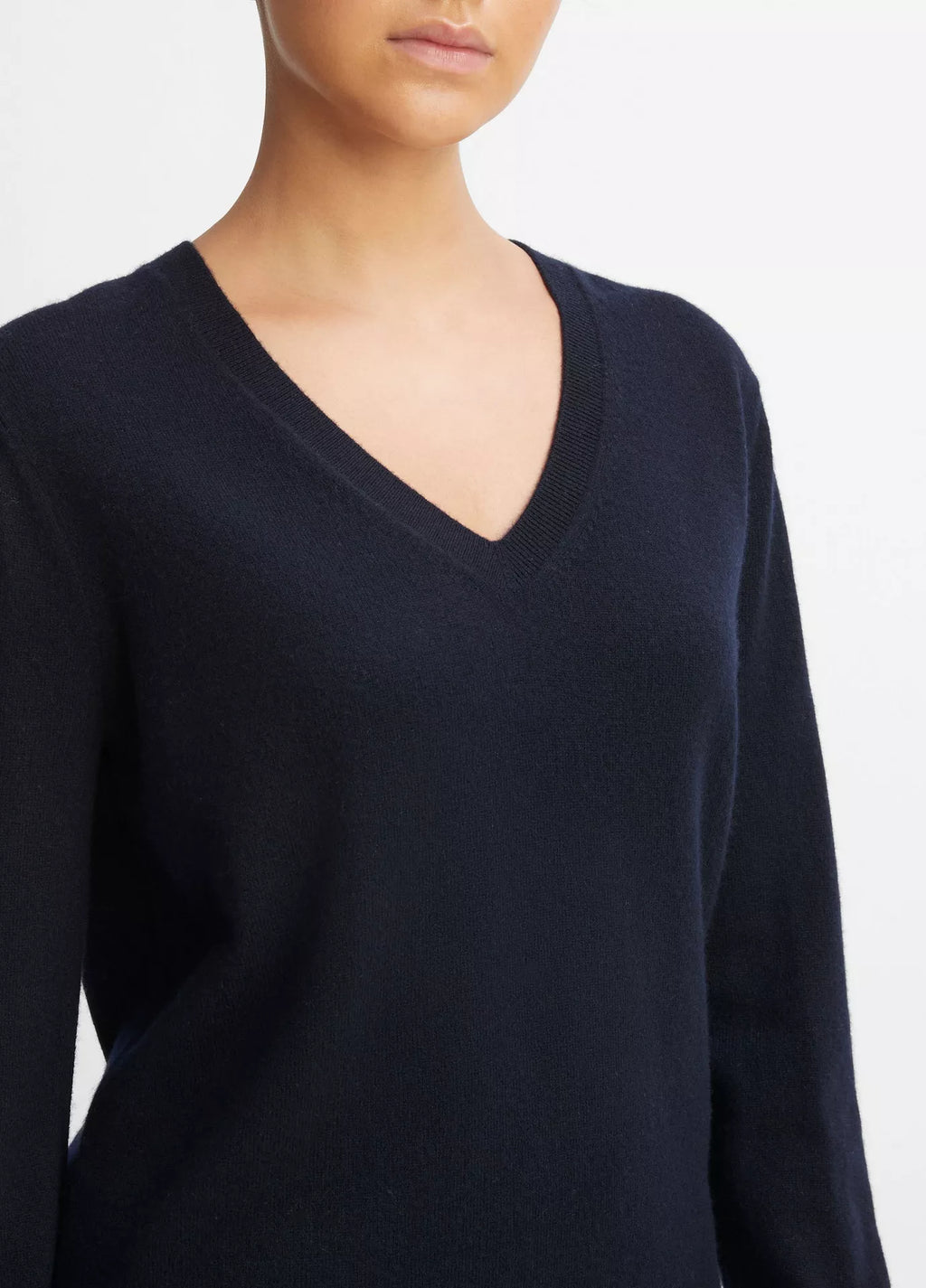 Vince Cashmere Weekend V-Neck Sweater