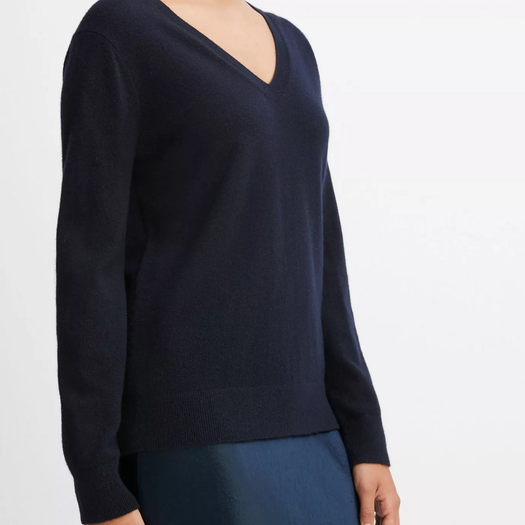 Vince Cashmere Weekend V-Neck Sweater