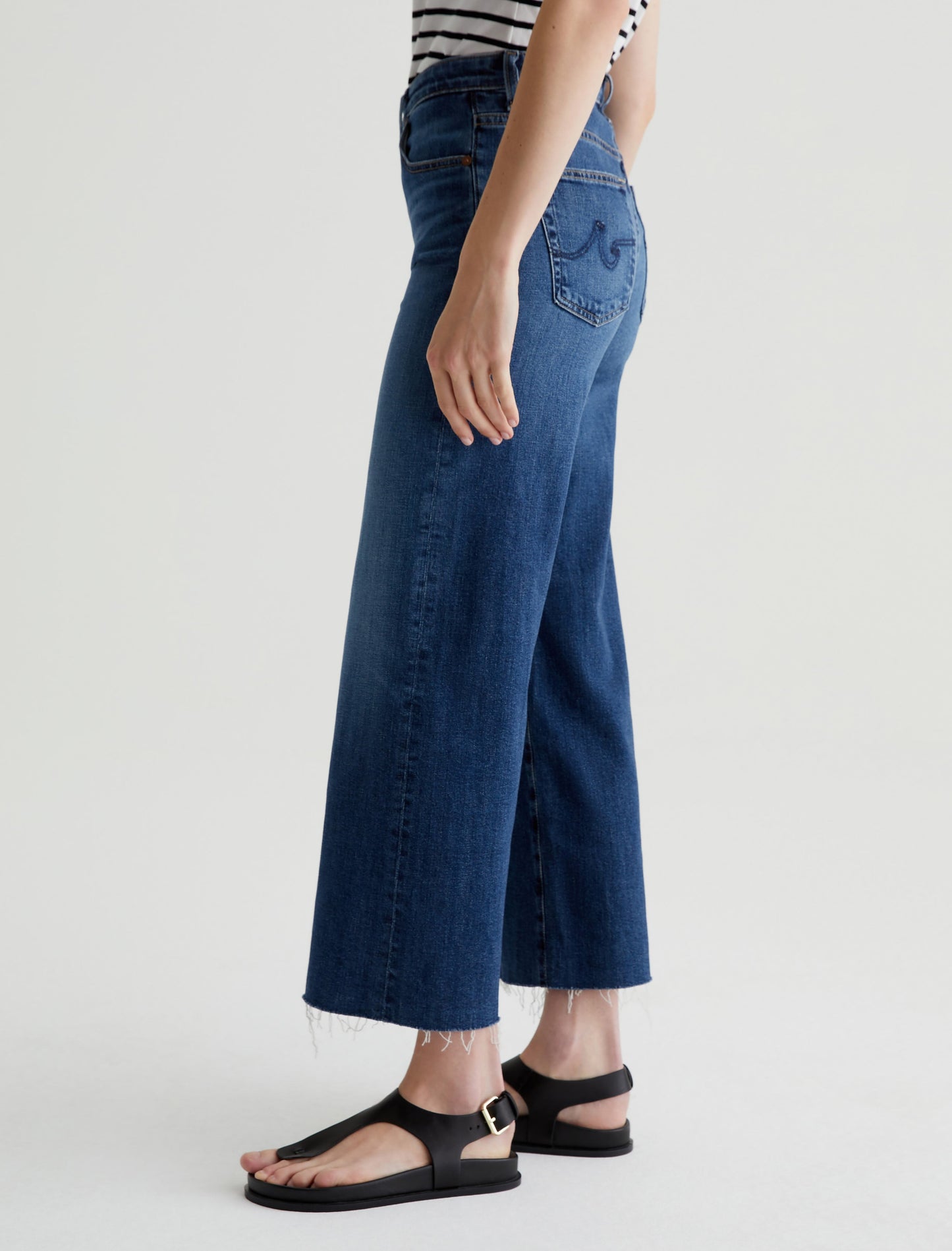 AG Women's Saige Wide Leg Crop