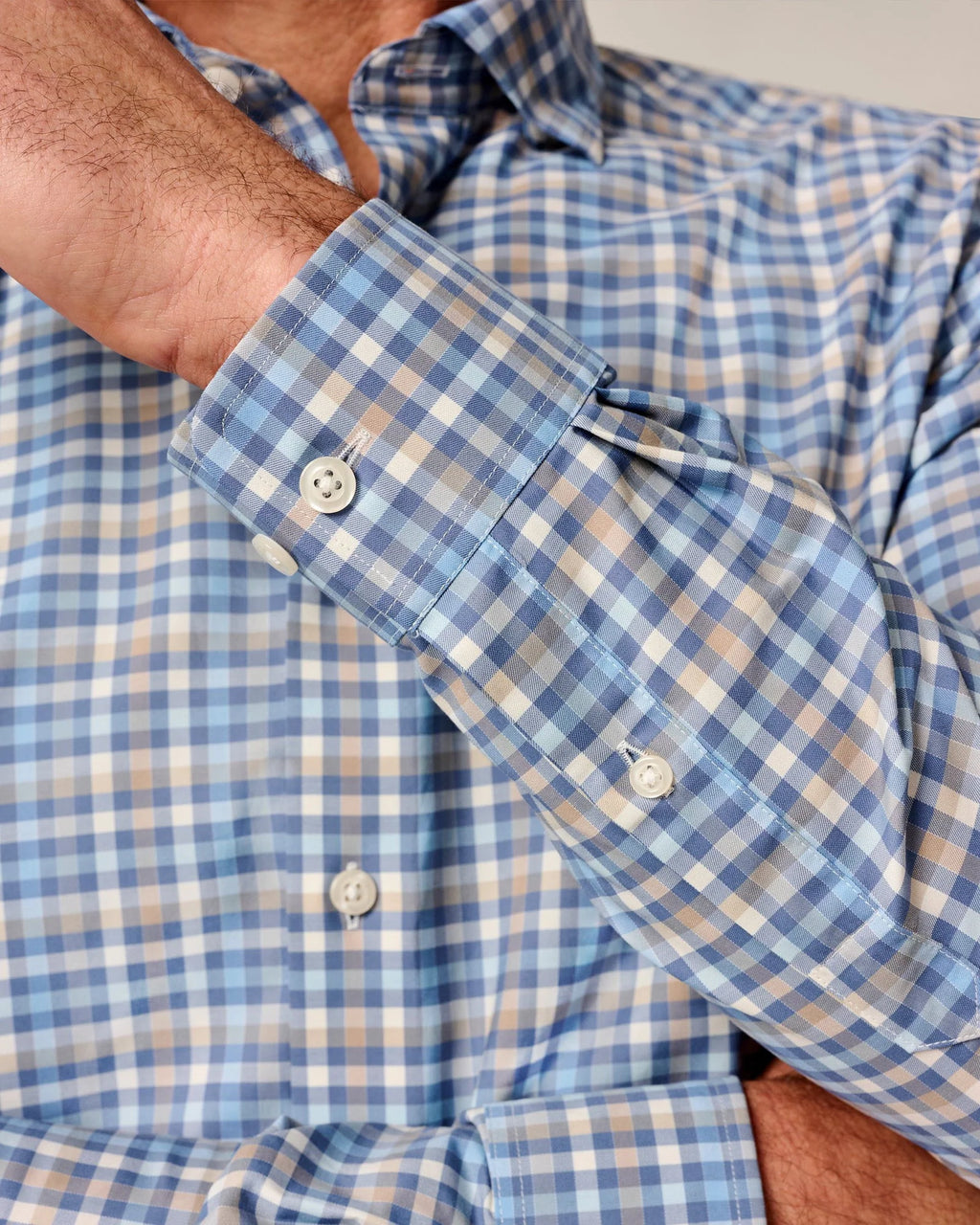 Johnnie-O Featherweight Performance Button Down Shirt Olie