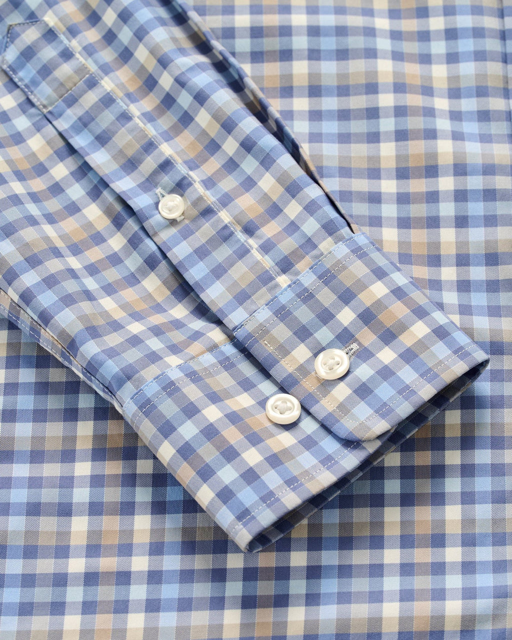 Johnnie-O Featherweight Performance Button Down Shirt Olie