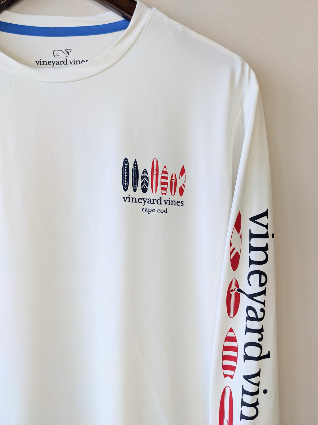 Vineyard Vines Cape Cod Americana Surfboards Long-Sleeve Harbor Performance Tee