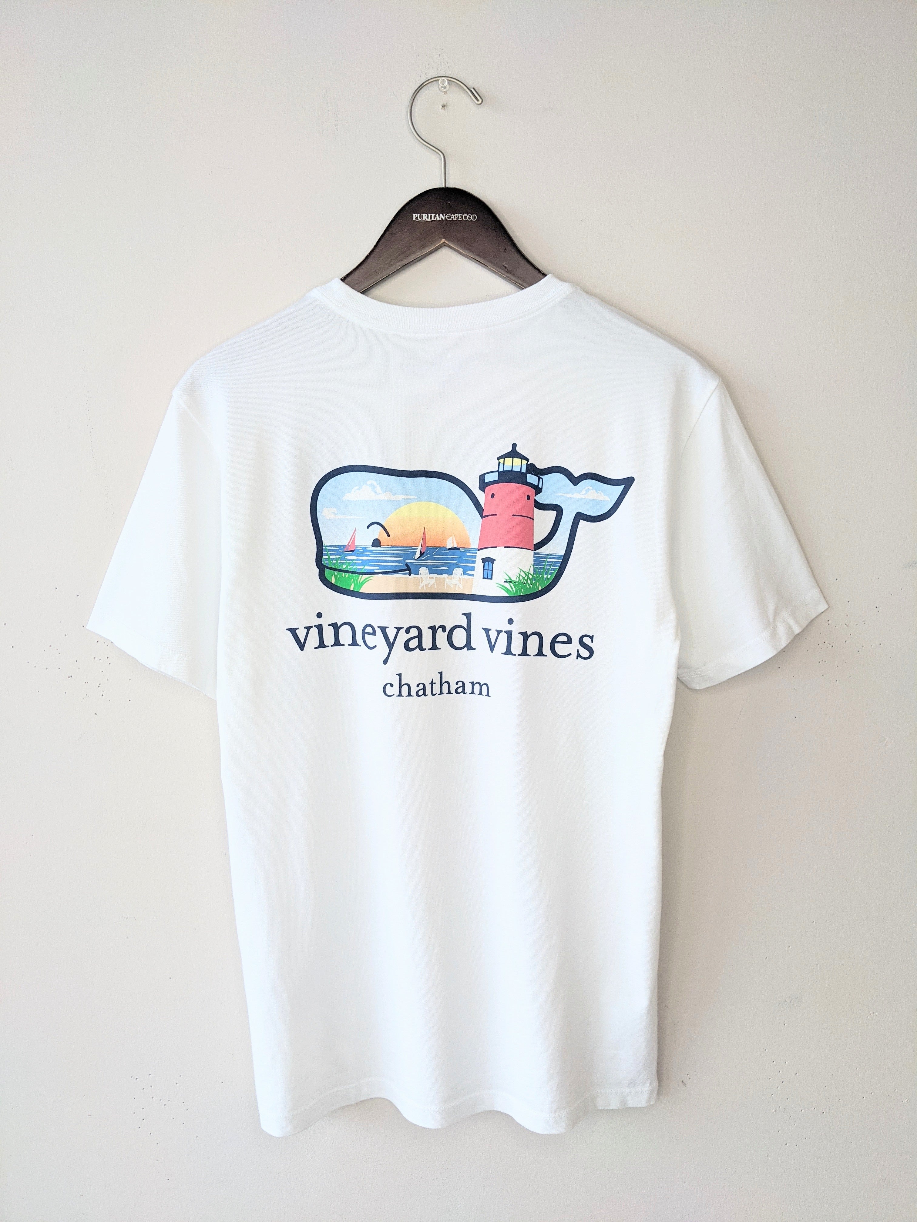 Vineyard Vines Puritan Cape Cod Short Sleeve scenic Tee Chatham / White Cap / M