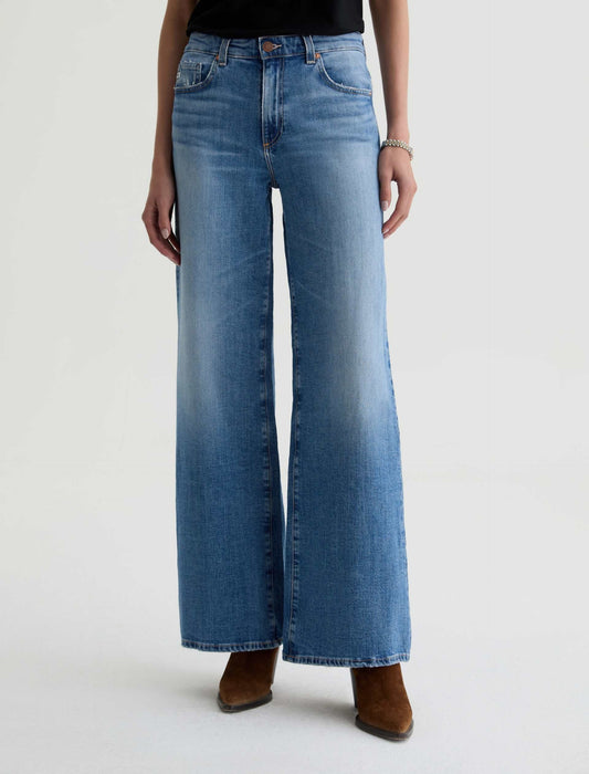 AG Saige Wide Leg Mid-Rise Fit Jeans