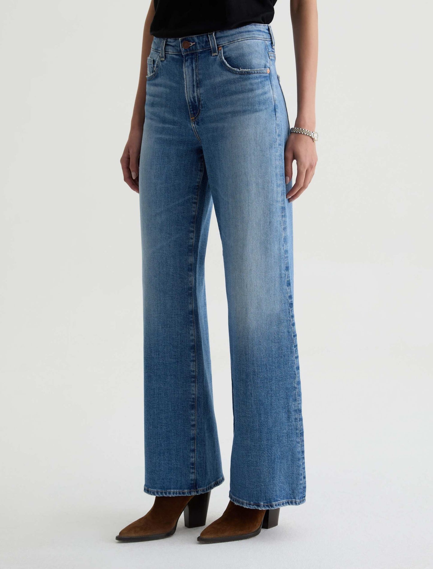 AG Saige Wide Leg Mid-Rise Fit Jeans