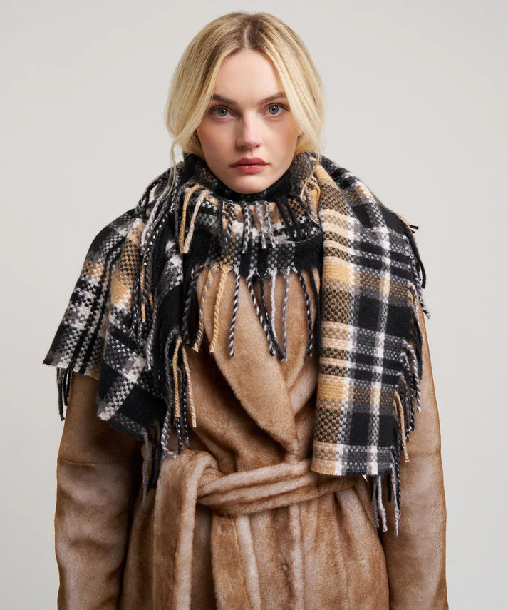 Echo Vintage Plaid Side Fringe Scarf