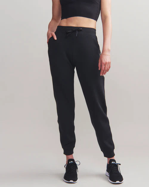 Rhone DreamGlow™ Jogger