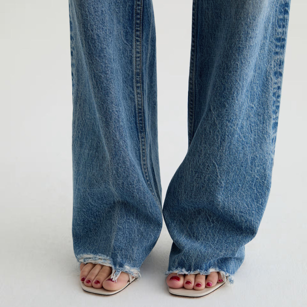 AG Billie Low Slung Straight Leg Jean