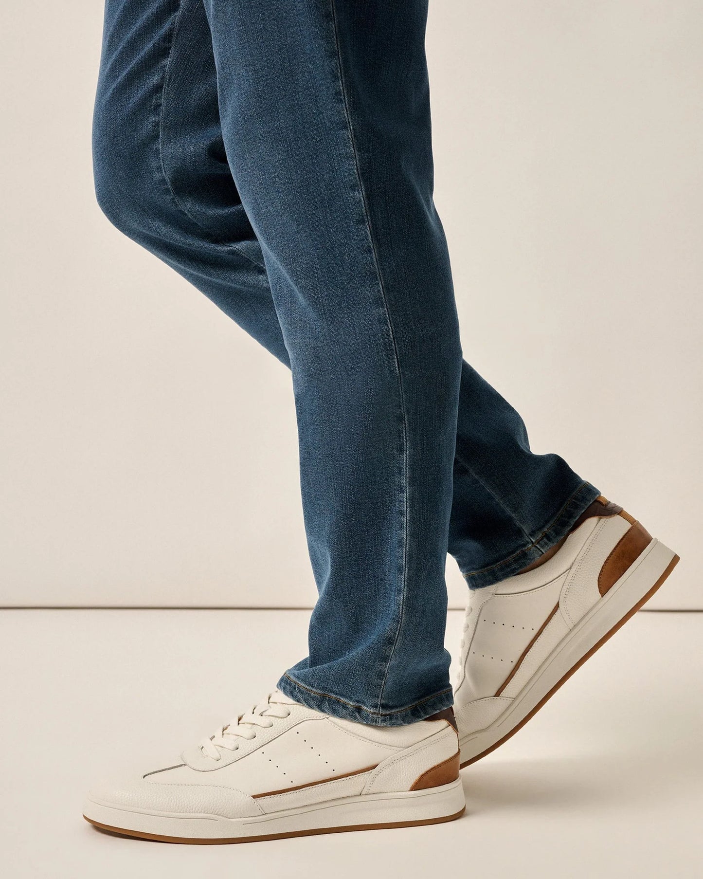 Johnnie-O Topspin Royale Sneaker
