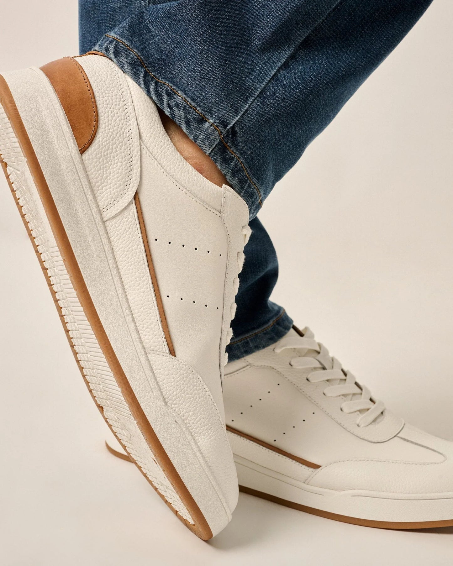Johnnie-O Topspin Royale Sneaker