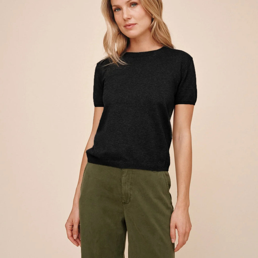 Bella Dahl Short Sleeve Crew Neck Knit Top