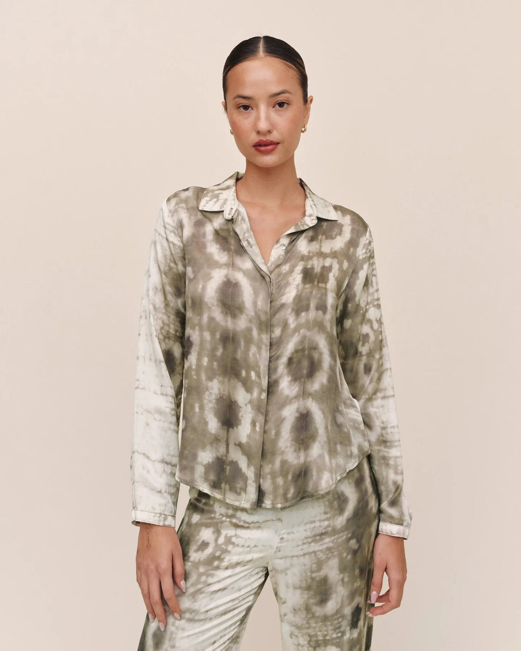 Bella Dahl Clean Hidden Placket Shirt