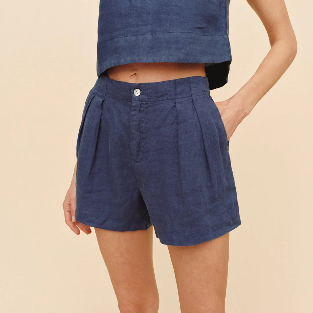 Bella Dahl Double Pleat Short