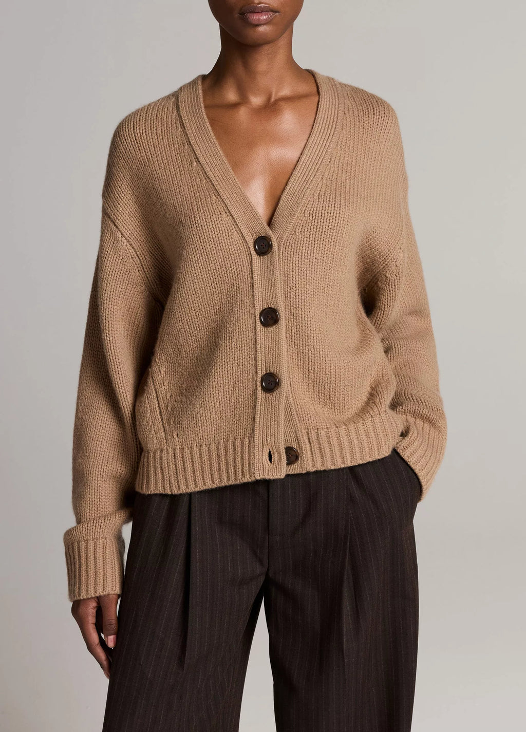 Vince Wool-Cashmere Boxy V-Neck Cardigan